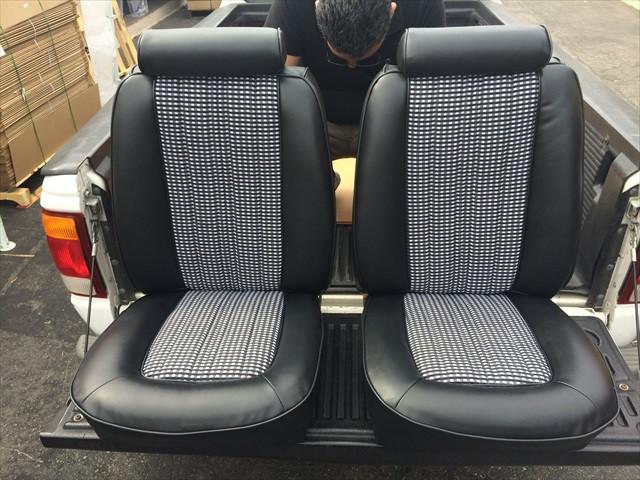1978 Auto - – Upholstery Reproductions II Material) Kit Classic Mustang Houndstooth (NOS